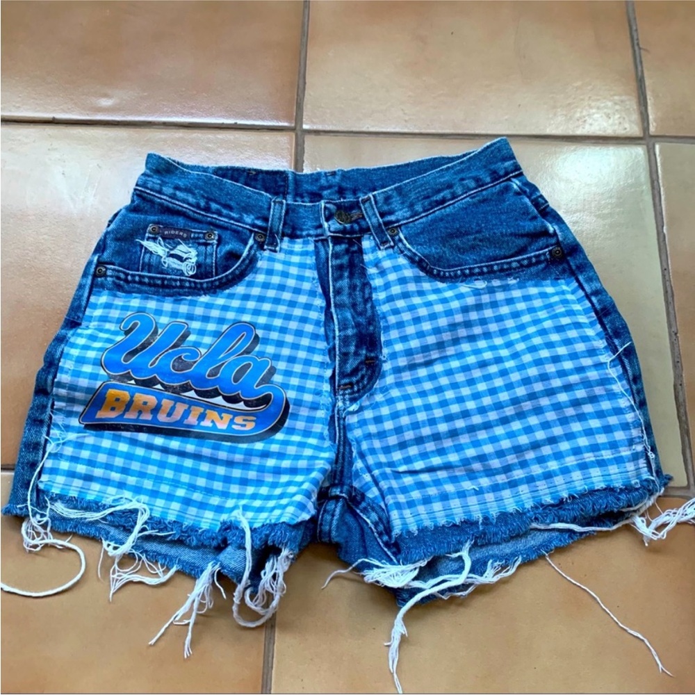 Riders by Lee Custom UCLA Shorts Size 28